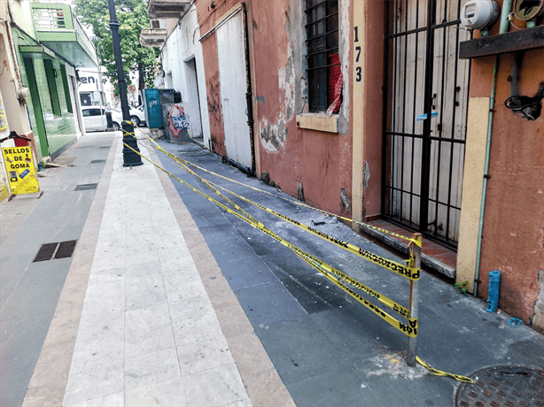 Denuncian inmueble deteriorado en callejón Clavijero del centro de Veracruz