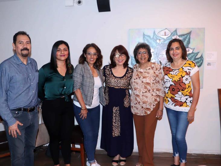 La artista plástica Hilda Verde expone la obra ´Mujeres Apasionadas´