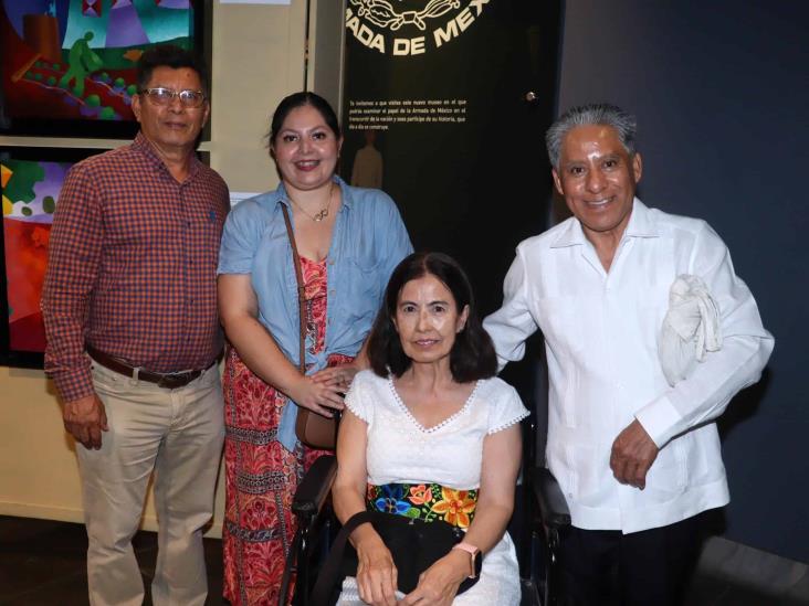 El artista plástico Cruzgali expone Tintes y Trazos Agrícolas en el Museo Naval