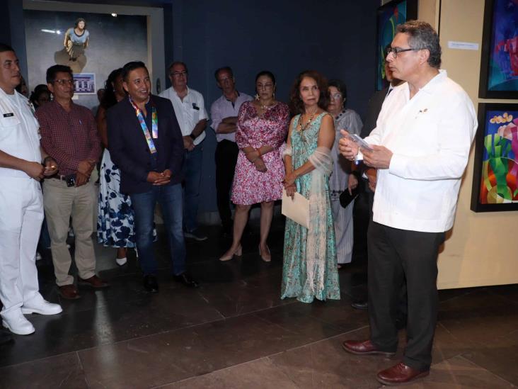 El artista plástico Cruzgali expone Tintes y Trazos Agrícolas en el Museo Naval