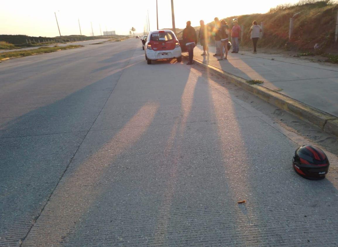 Accidente por alcance dejó dos lesionados en el Malecón Costero