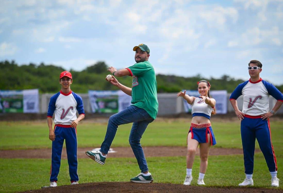 Juegazo de beisbol amistoso en Paso Nacional