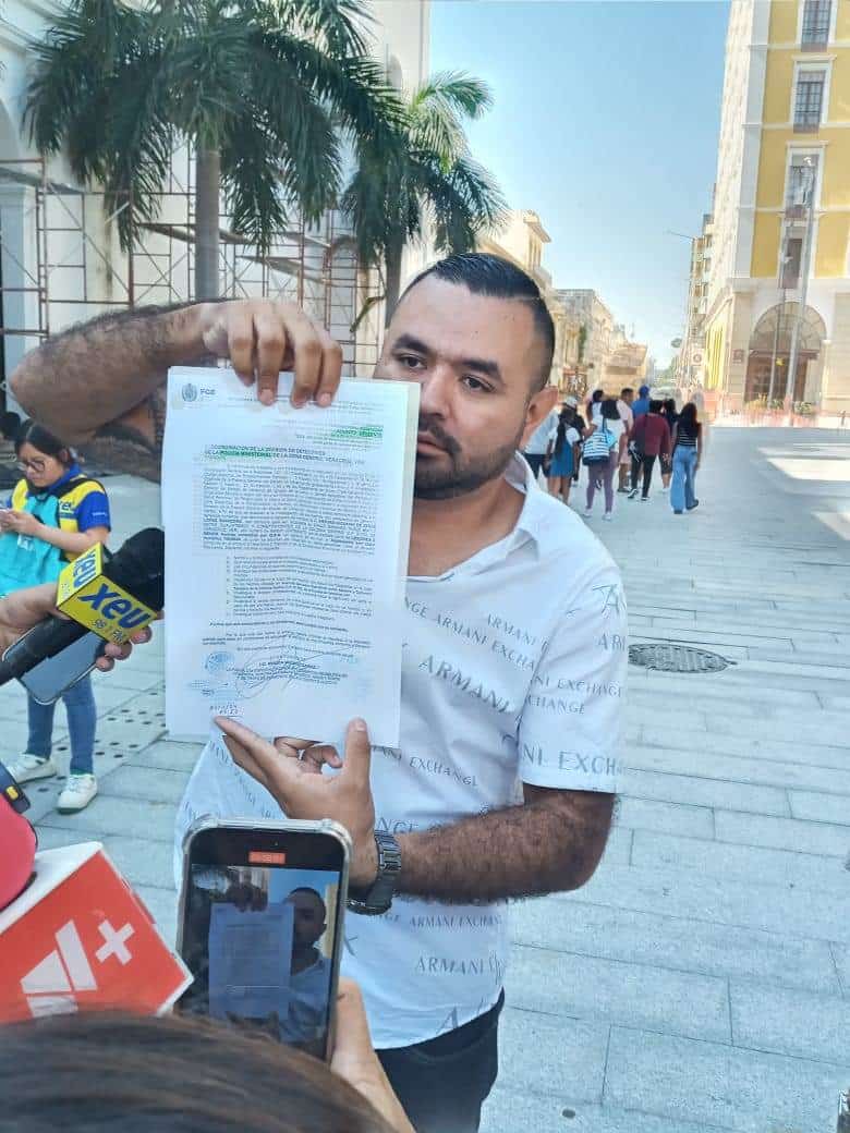 Denuncias a policías estatales de Veracruz por agredir a joven en motocicleta