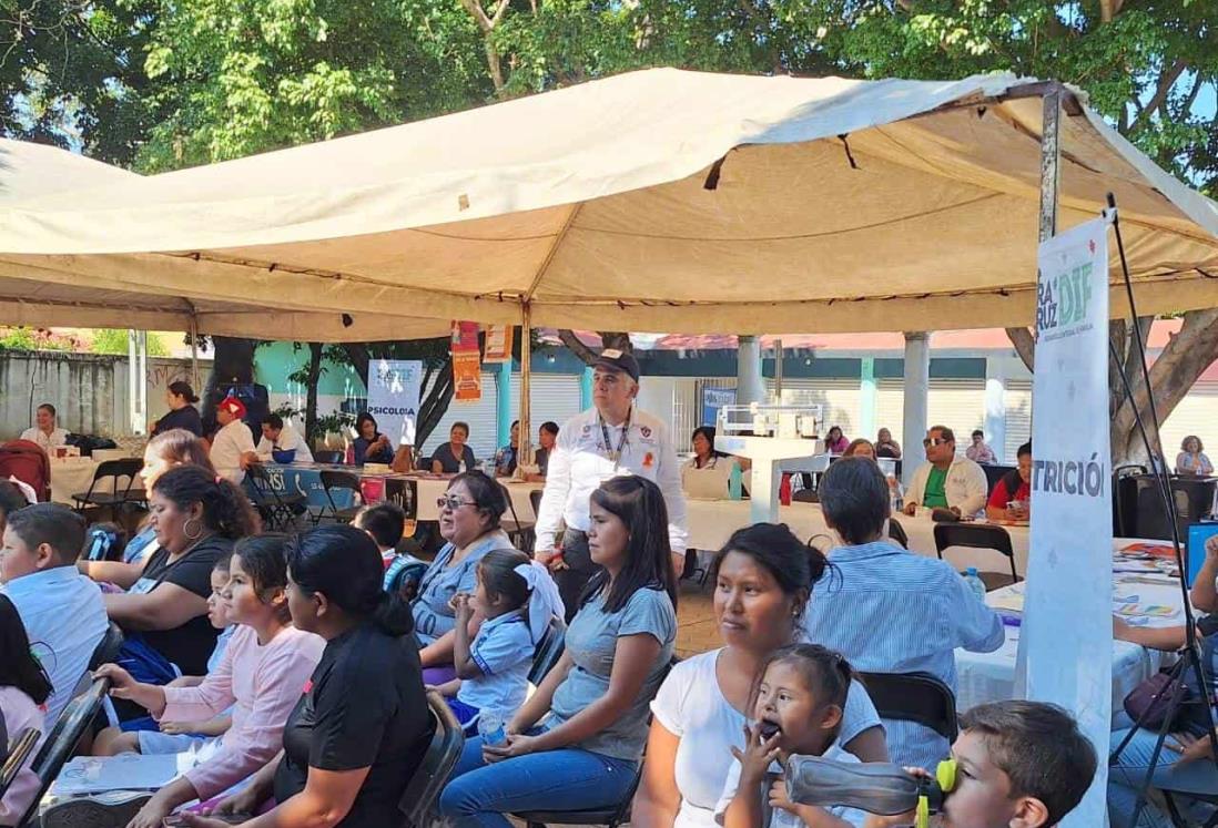 Realizan Feria por el "Día Naranja" en Veracruz