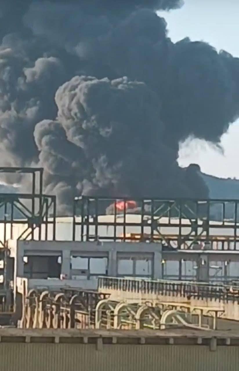 Se registra incendio en refinería de Salina Cruz Oaxaca| VIDEO