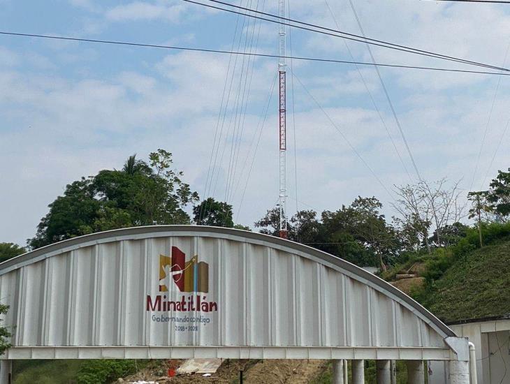 Por entrar en función antena de telefonía celular en comunidad rural de Minatitlán