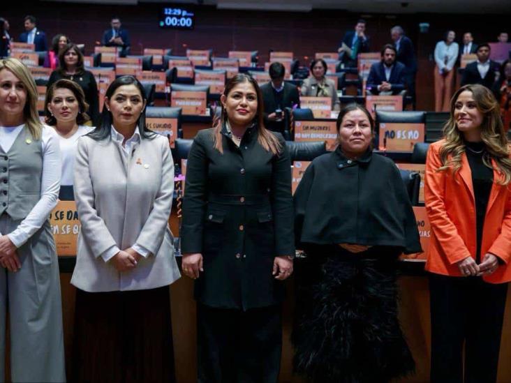 Raquel Bonilla Herrera rinde protesta como Senadora por Veracruz