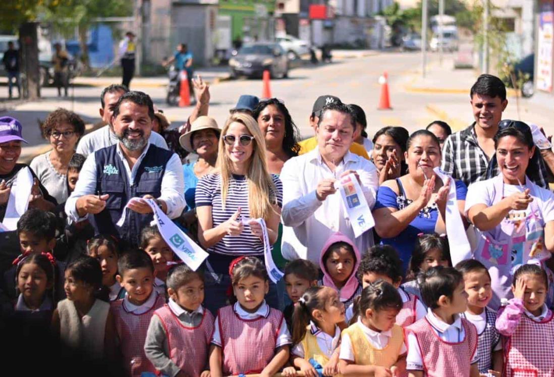 Paty Lobeira inaugura la rehabilitación integral en concreto hidráulico en el Fraccionamiento Albatros