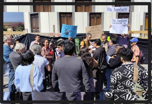 En Coatepec exigen frenar concesiones de agua a plazas comerciales