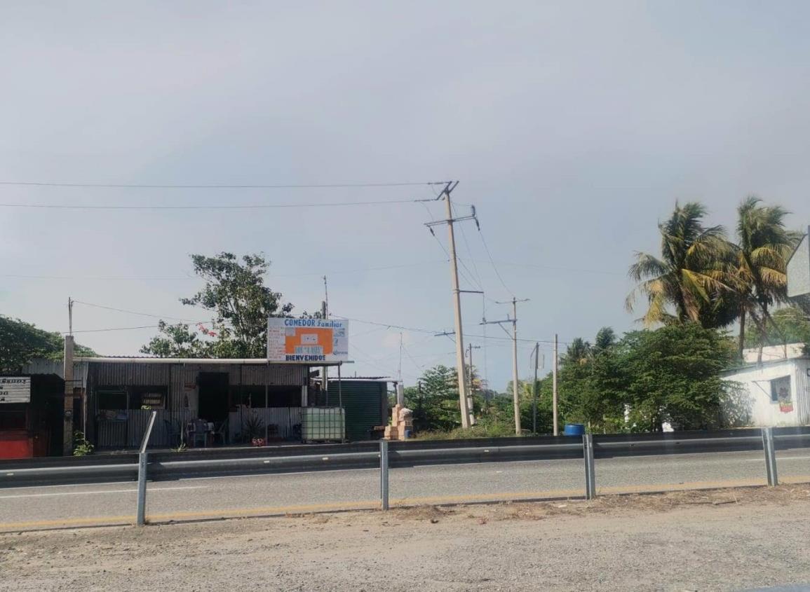 Fuertes lluvias dejaron sin luz al Ejido 5 de Mayo este miércoles