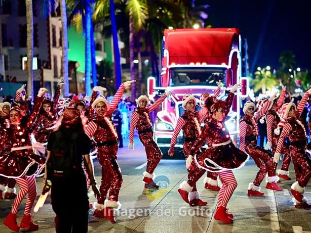 Caravana Navideña Coca Cola recorre Veracruz después de 16 años