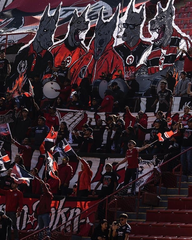 Humilla Tijuana al líder Cruz Azul con goleada