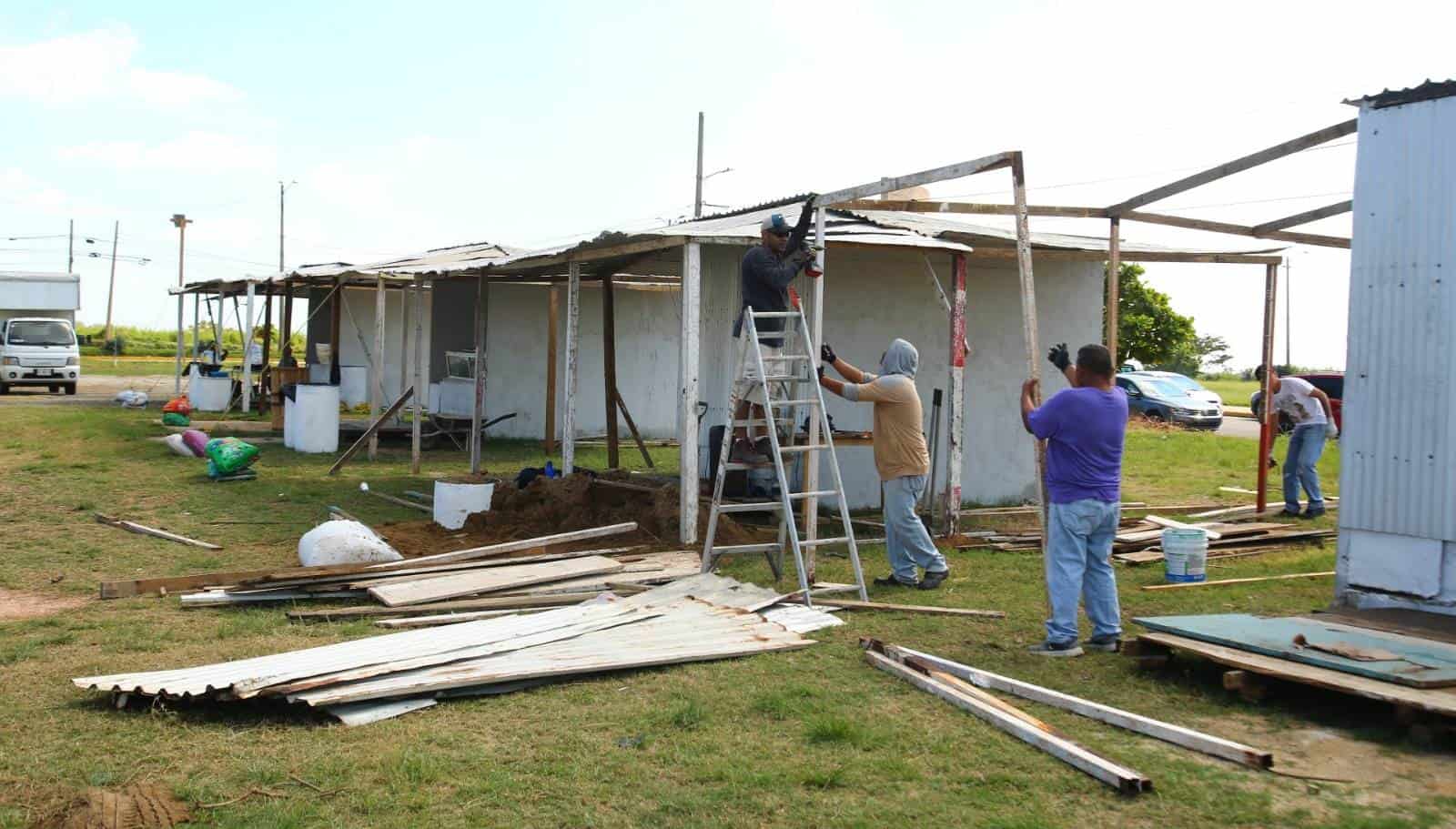 Coheteros de Coatzacoalcos invierten el triple en la construcción de locales de venta