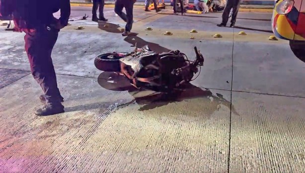 Choque entre motociclista y taxista en Martínez de la Torre