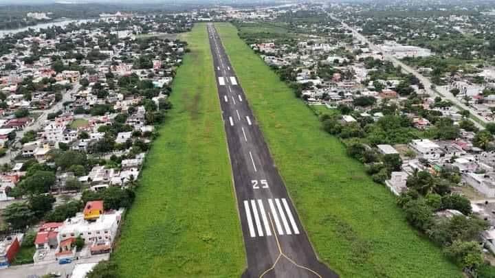 Marina reinaugura aeropista Fausto Vega Santander, en Tuxpan, Veracruz