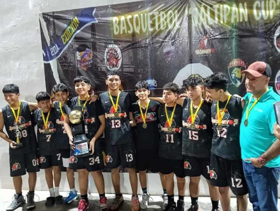 Guacamayos de Nanchital se coronan campeones de la copa Jáltipan