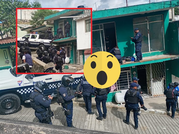 ¡Perdió el control! patrulla se estrella contra una vivienda en Xalapa; 3 policías resultan heridos