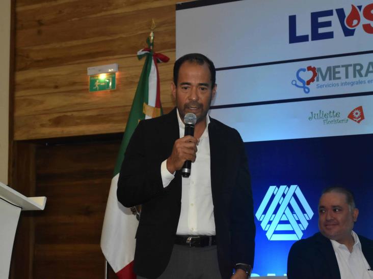 Socios de Coparmex Veracruz realizan desayuno empresarial del mes de noviembre