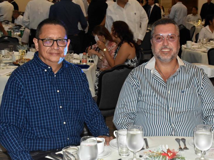 Socios de Coparmex Veracruz realizan desayuno empresarial del mes de noviembre