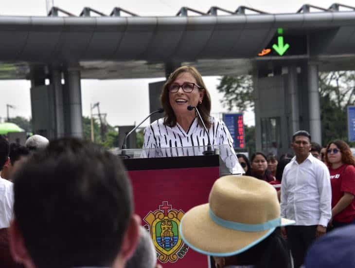 Primer compromiso cumplido y es en mi tierra: Rocío Nahle pone fin a 63 años de peaje del puente Coatzacoalcos I | VIDEO