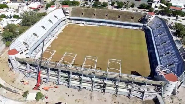 Estadio "Pirata" Fuente... ¿para abril o para mayo?