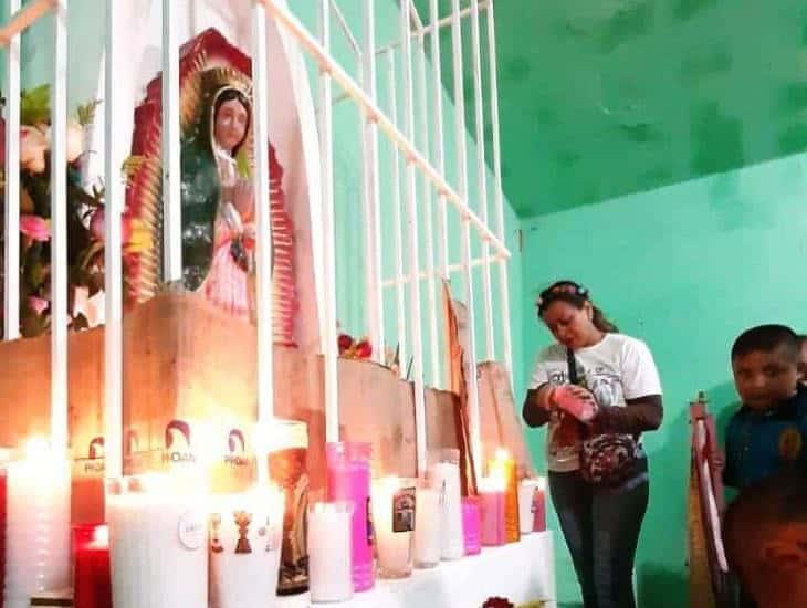 Peregrinos se preparan para visitar la ermita de la ´Virgen Morena´ en la carretera Costera del Golfo