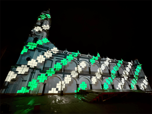 Paty Lobeira invita a disfrutar del videomapping en el Zócalo de Veracruz | VIDEO