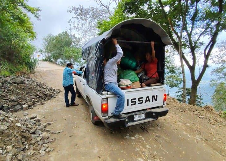 Tras años en el abandono, inicia mejoramiento de esta carretera en Tequila