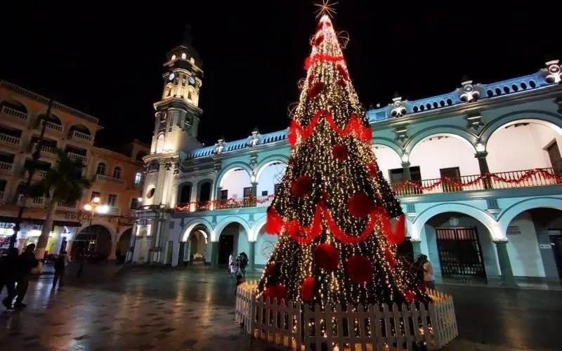 Villa iluminada de Medellín y otros espectáculos navideños que puedes ver en Veracruz y Boca del Río