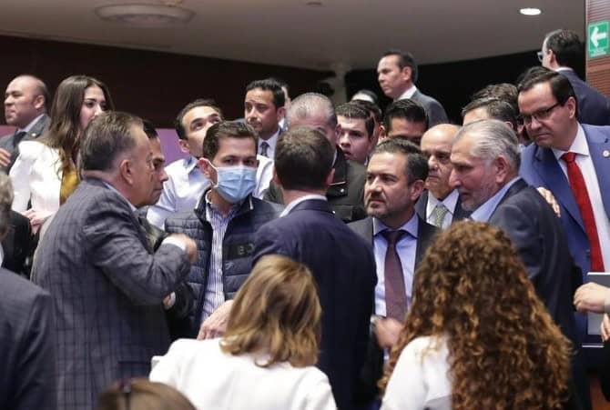 Se arma trifulca en el Senado tras señalamientos contra Miguel Ángel Yunes Márquez| VIDEO