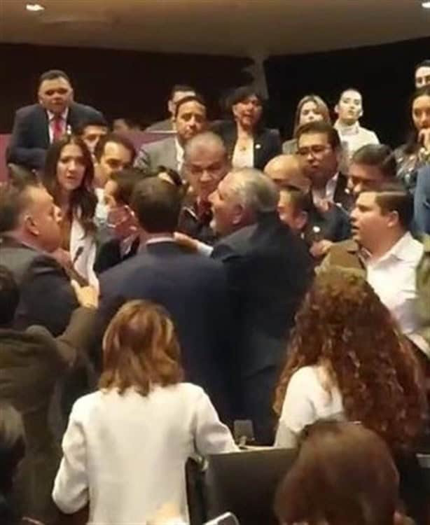 Se arma trifulca en el Senado tras señalamientos contra Miguel Ángel Yunes Márquez| VIDEO