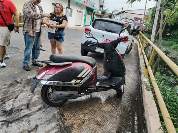 Se incendia motoneta en Misantla