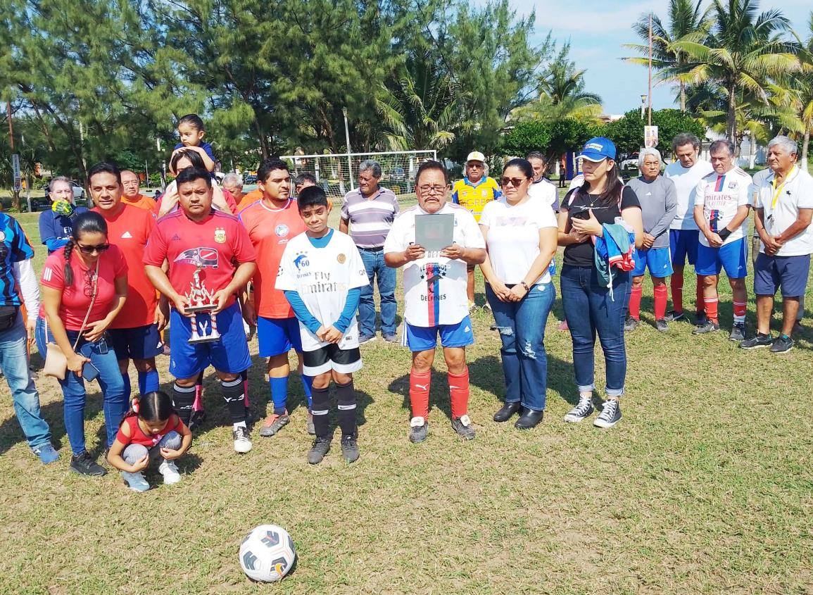 Recordaron con emotivo homenaje a ex compañero