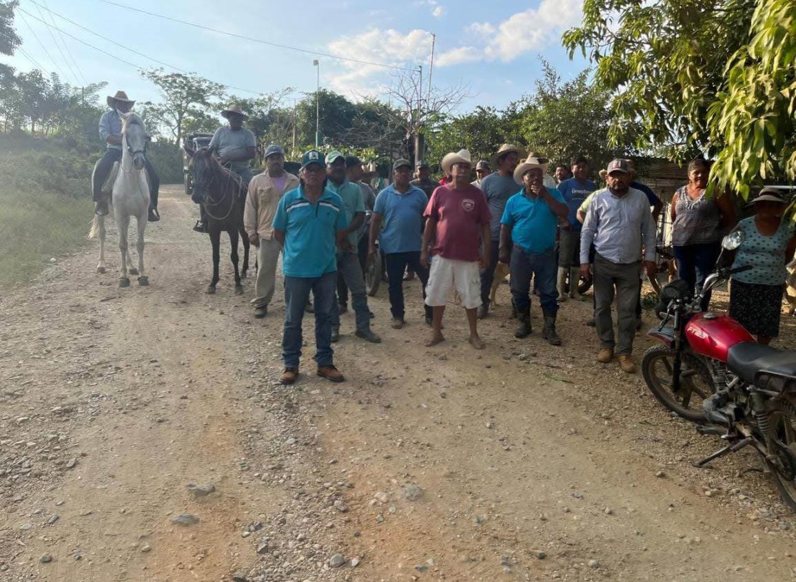 Luego de protestas, empresa del Corredor Interoceánico se compromete a reparar caminos en Sayula