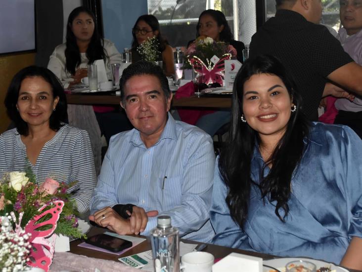 Fundación ADEMM realizó desayuno con causa por su celebración