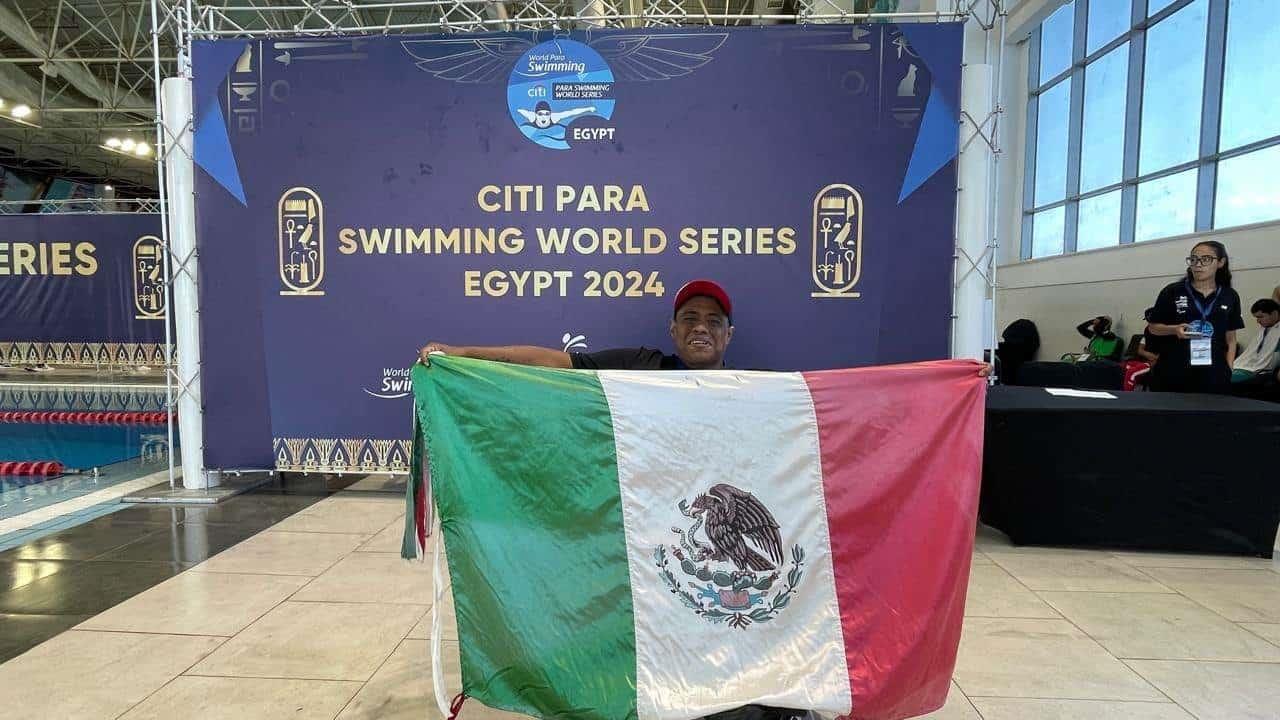 Brilla Omar Osorio en Serie Mundial de Natación