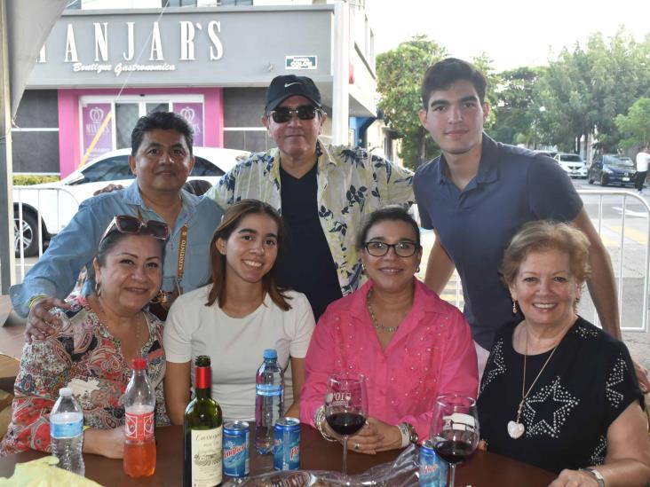 Se llevó a cabo con gran éxito la 10ª Verbena del Vino Mexicano