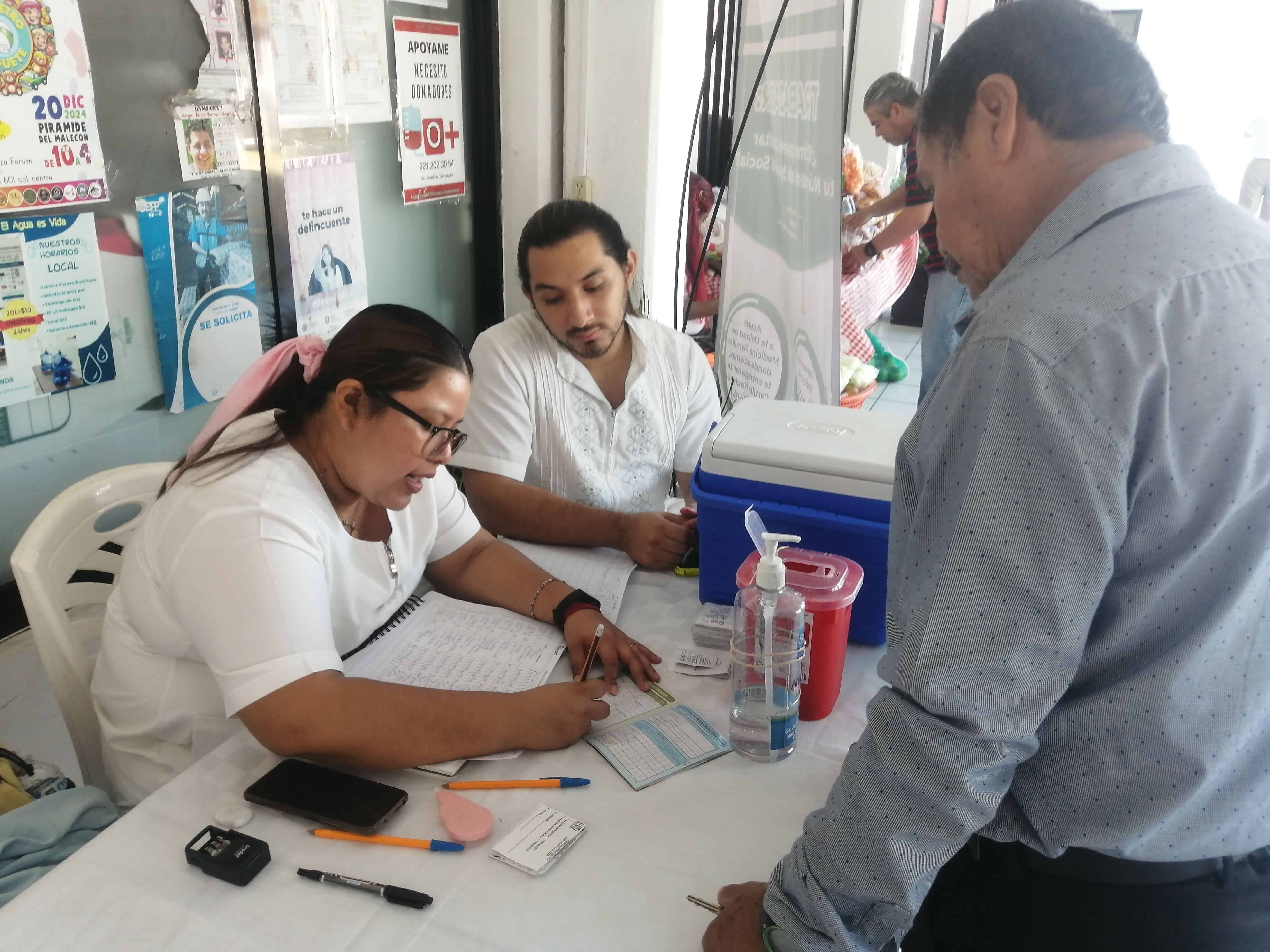 Aplican vacunas contra el el COVID 19 en estos puntos de Coatzacoalcos