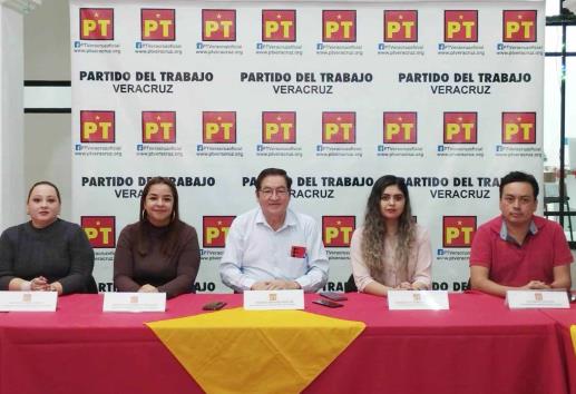 Empresas manejaban a su antojo operación de grúas en Veracruz: PT