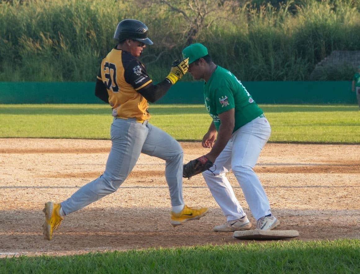 Jicameros y Ruta Correcta toman ventaja en los playoffs de la Liga Sureste