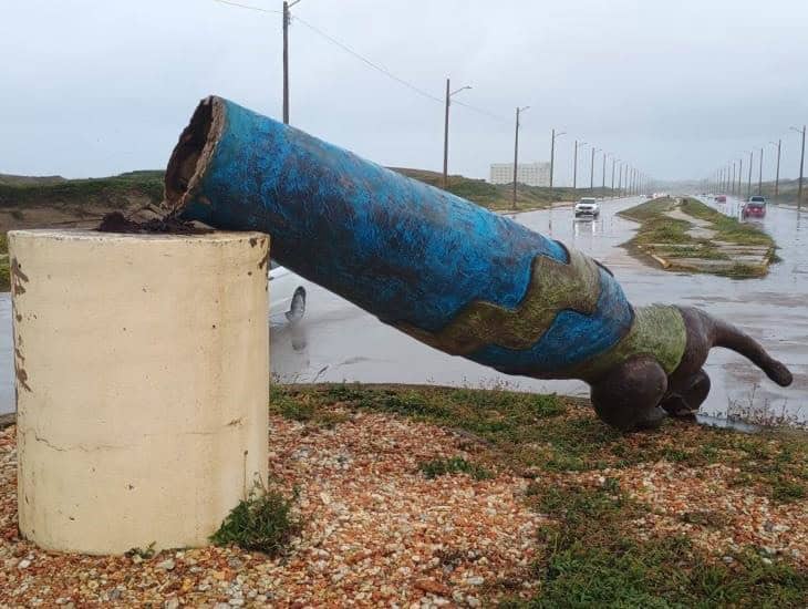 Frente Frío 14: violento norte derriba monumento en el Malecón Costero I VIDEO