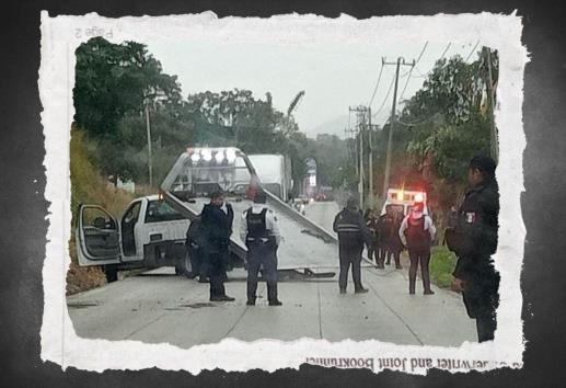 Derrapa cocina móvil de SSP en carretera Las Trancas-Coatepec