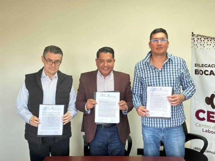 Evitan emplazamiento a huelga de trabajadores portuarios de Veracruz