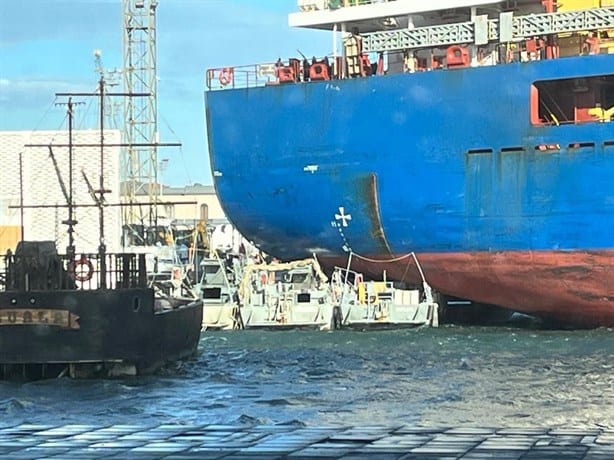 Frente Frío 14:  momento exacto en que Barco se estrella en el malecón del Puerto de Veracruz I VIDEO