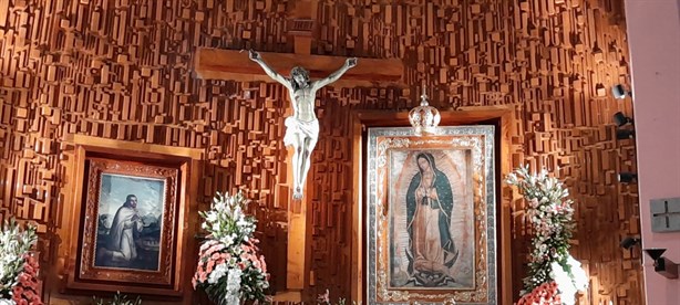 Miles de fieles acuden a venerar a la Virgen en el Dique de Xalapa