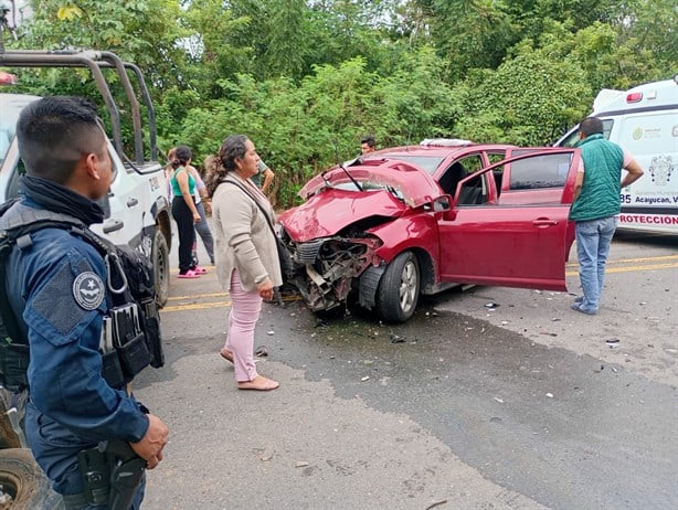 Profesor del ITESCO sufre choque contra patrulla de la SSP en tramo Jáltipan-Acayucan 