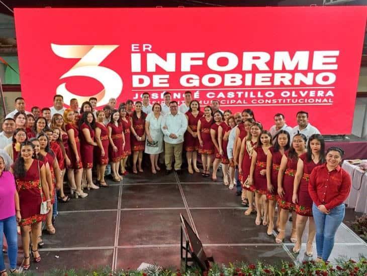 Presenta Noe Castillo Olvera su Tercer Informe de Gobierno en Agua Dulce