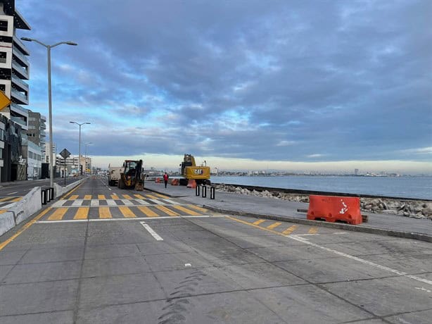 Cierran tramo del bulevar de Boca del Río por reparaciones de socavón | VIDEO