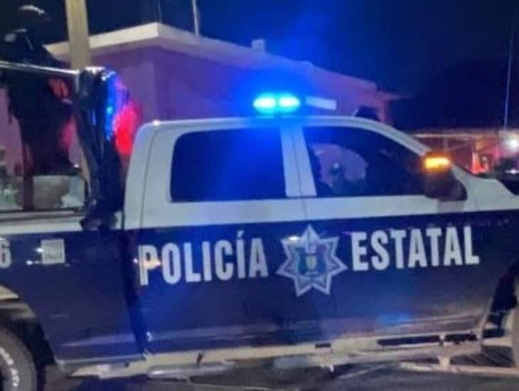 A punta de pistola asaltan a cajeras en tienda departamental de Jáltipan