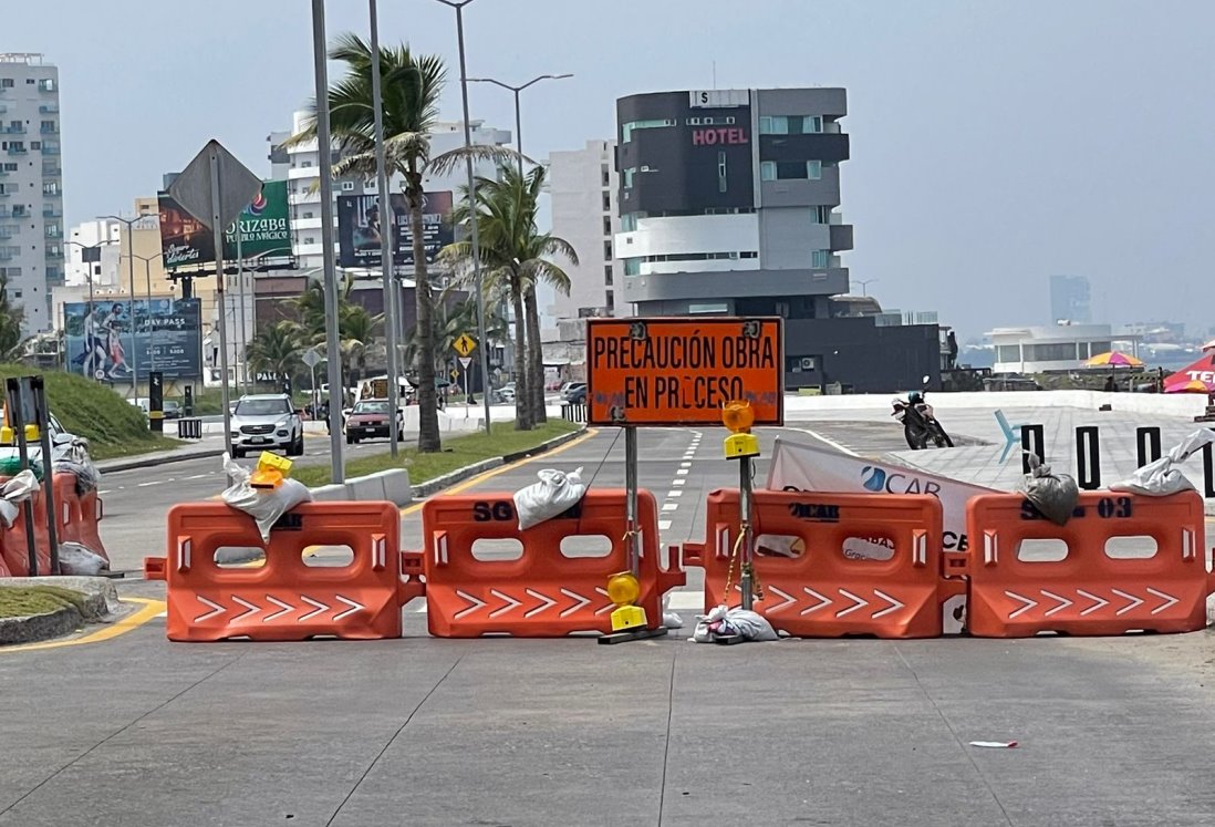 Continúan trabajos de reparación en bulevar Manuel Ávila Camacho de Boca del Río